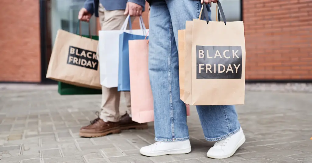 6 Strategies Marketers Should Be Using for Black Friday and Cyber Monday